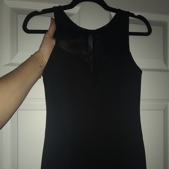 Little black dress with mesh - Picture 5 of 6